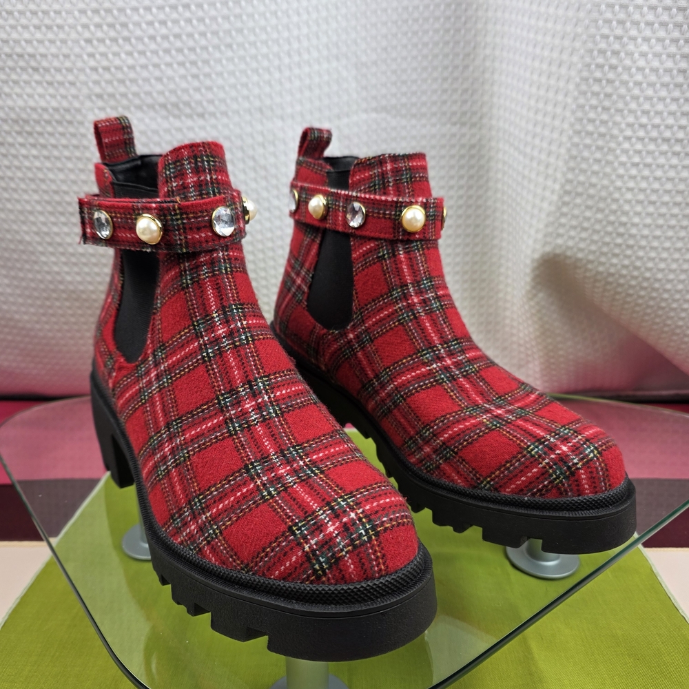 Sugar Chelsea Lug Sole Ankle Booties